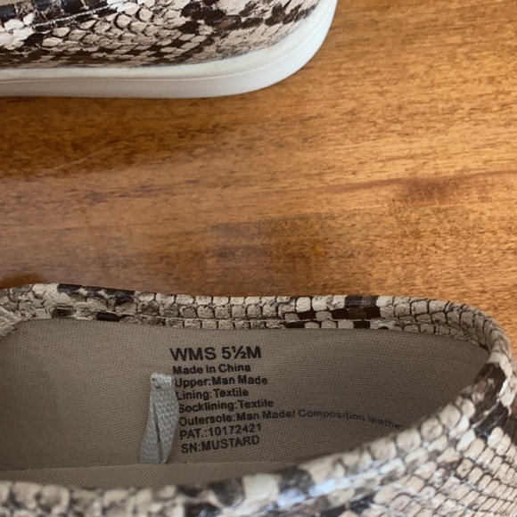 Snake print shoes - Picture 5 of 5